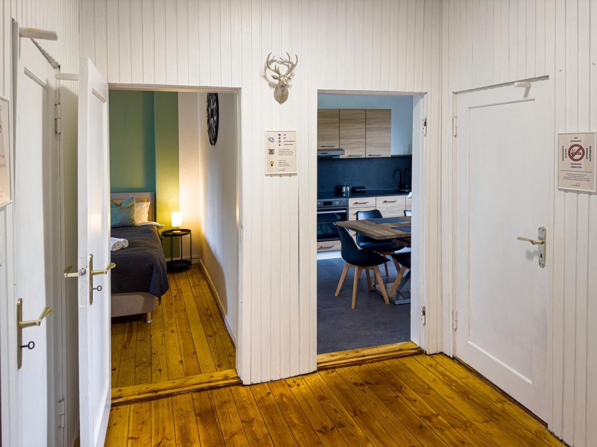 Immostay #8 - Haus Fuer 13 Personen Mit 7 - Grosser Garten & Grill, Free Parking, Wlan Apartment