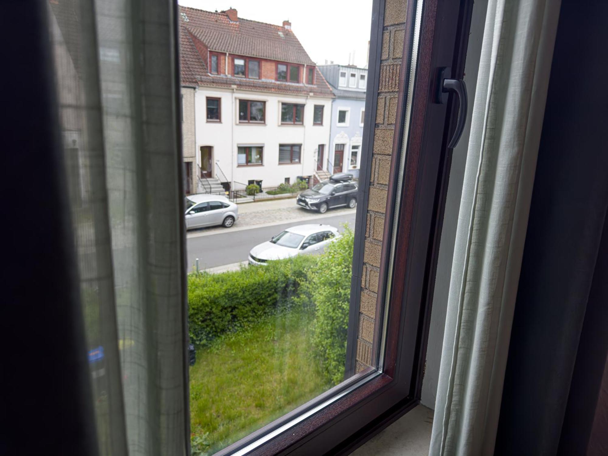 Immostay #8 - Haus Fuer 13 Personen Mit 7 - Grosser Garten & Grill, Free Parking, Wlan Apartment