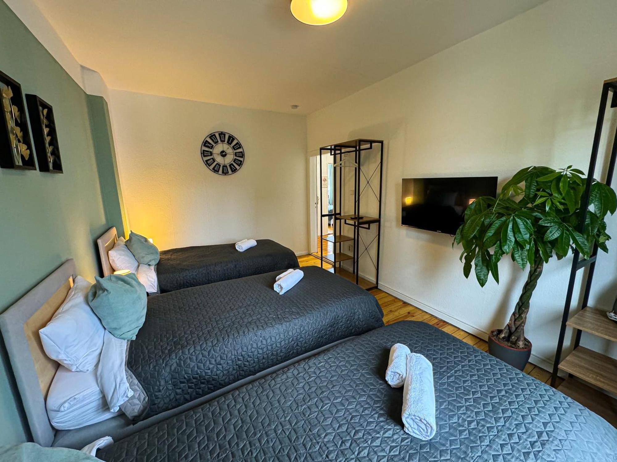 Immostay #8 - Haus Fuer 13 Personen Mit 7 - Grosser Garten & Grill, Free Parking, Wlan Bremen