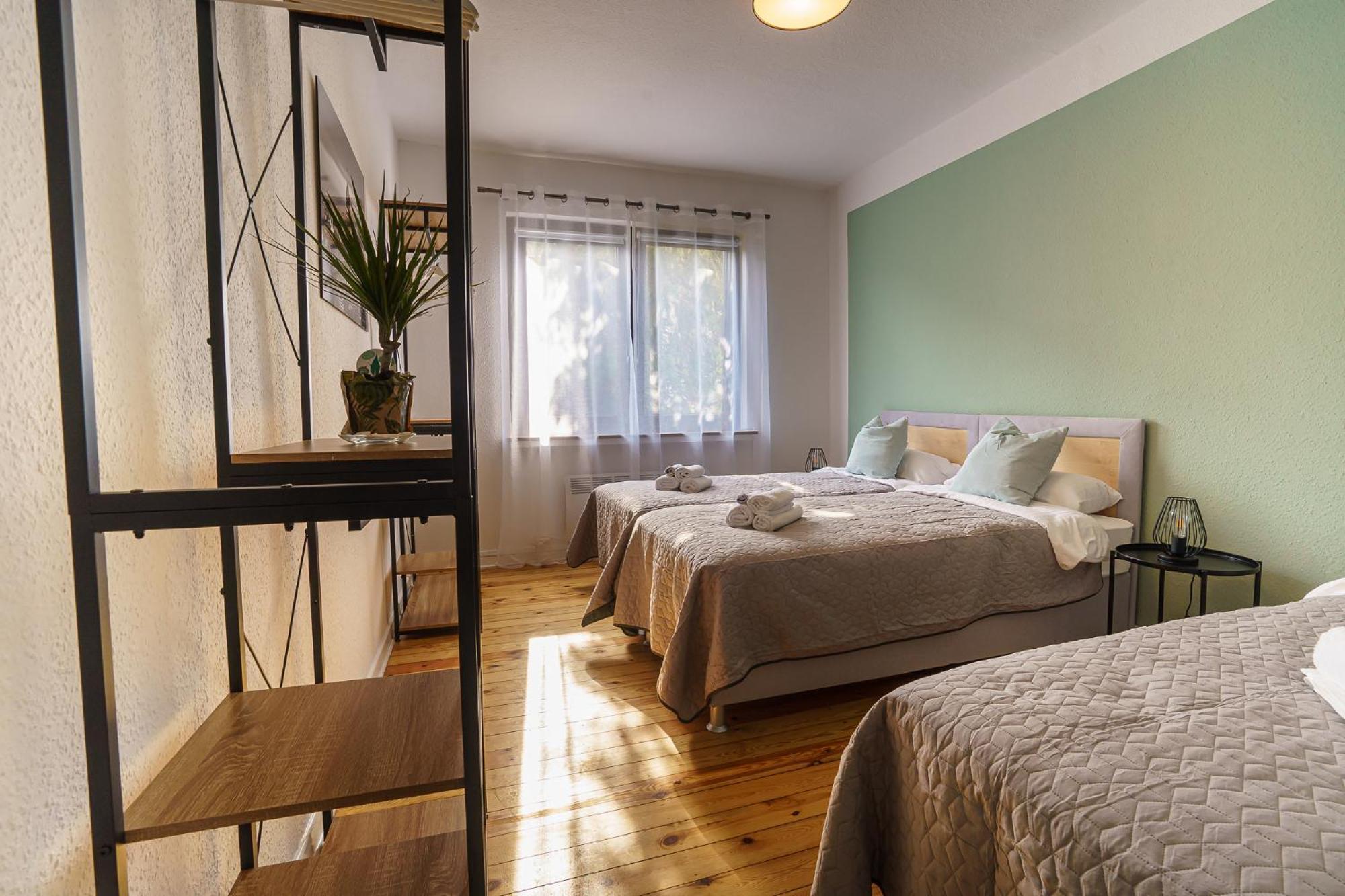 Appartamento Immostay #8 - Haus Fuer 13 Personen Mit 7 - Grosser Garten & Grill, Free Parking, Wlan *